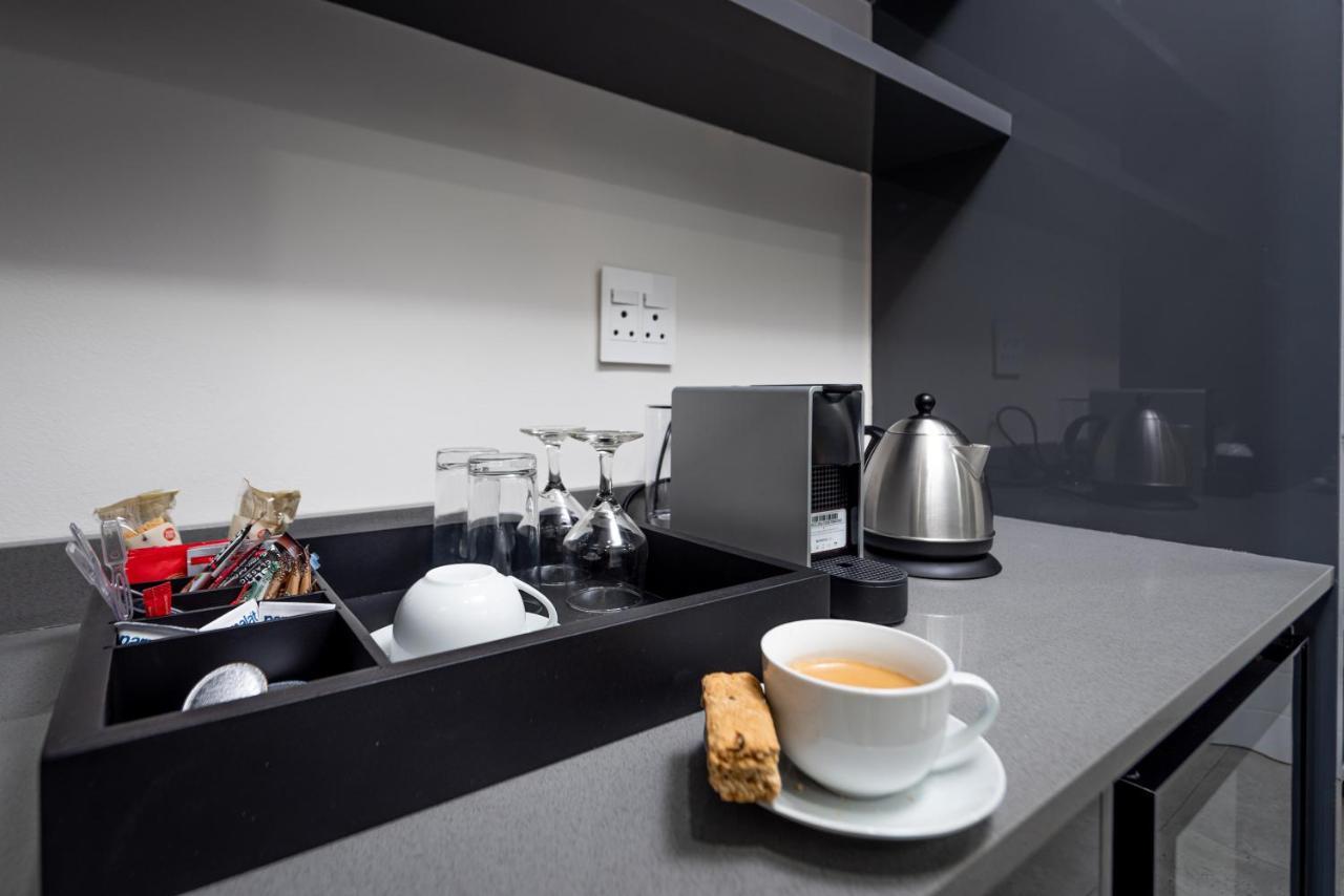 Reserved Suites Illovo Johannesburg Zewnętrze zdjęcie