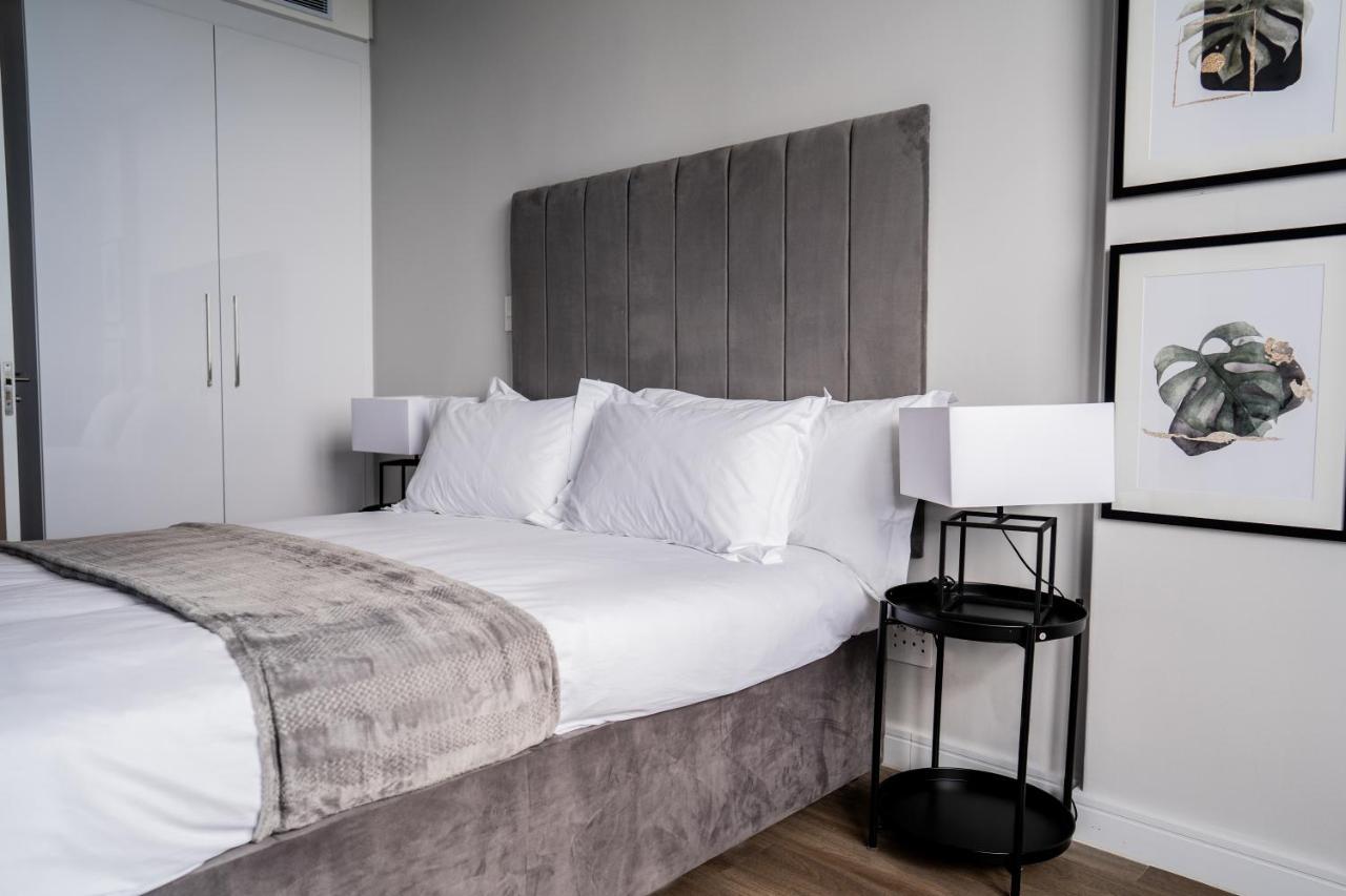 Reserved Suites Illovo Johannesburg Zewnętrze zdjęcie