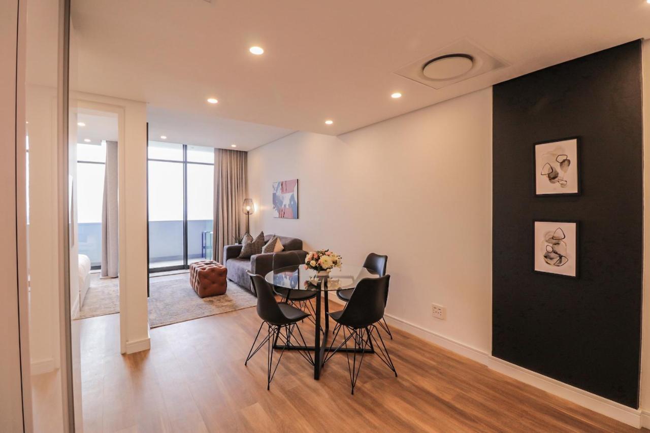 Reserved Suites Illovo Johannesburg Zewnętrze zdjęcie